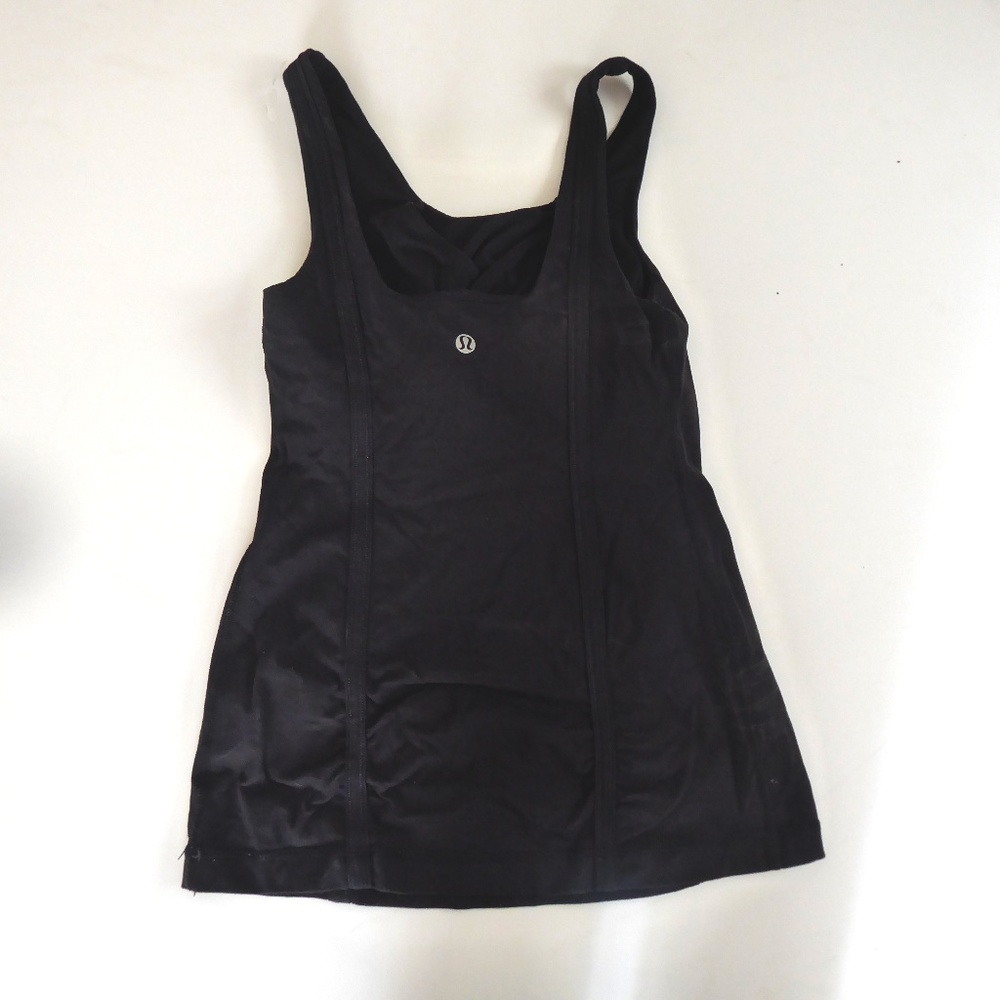 Black Lululemon Fitted Seamed Top
